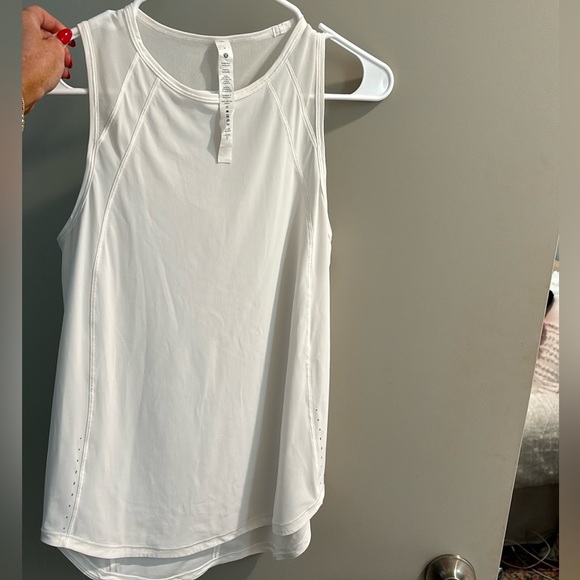 Lulu lemon sculpt tank top with back vent - Picture 2 of 5